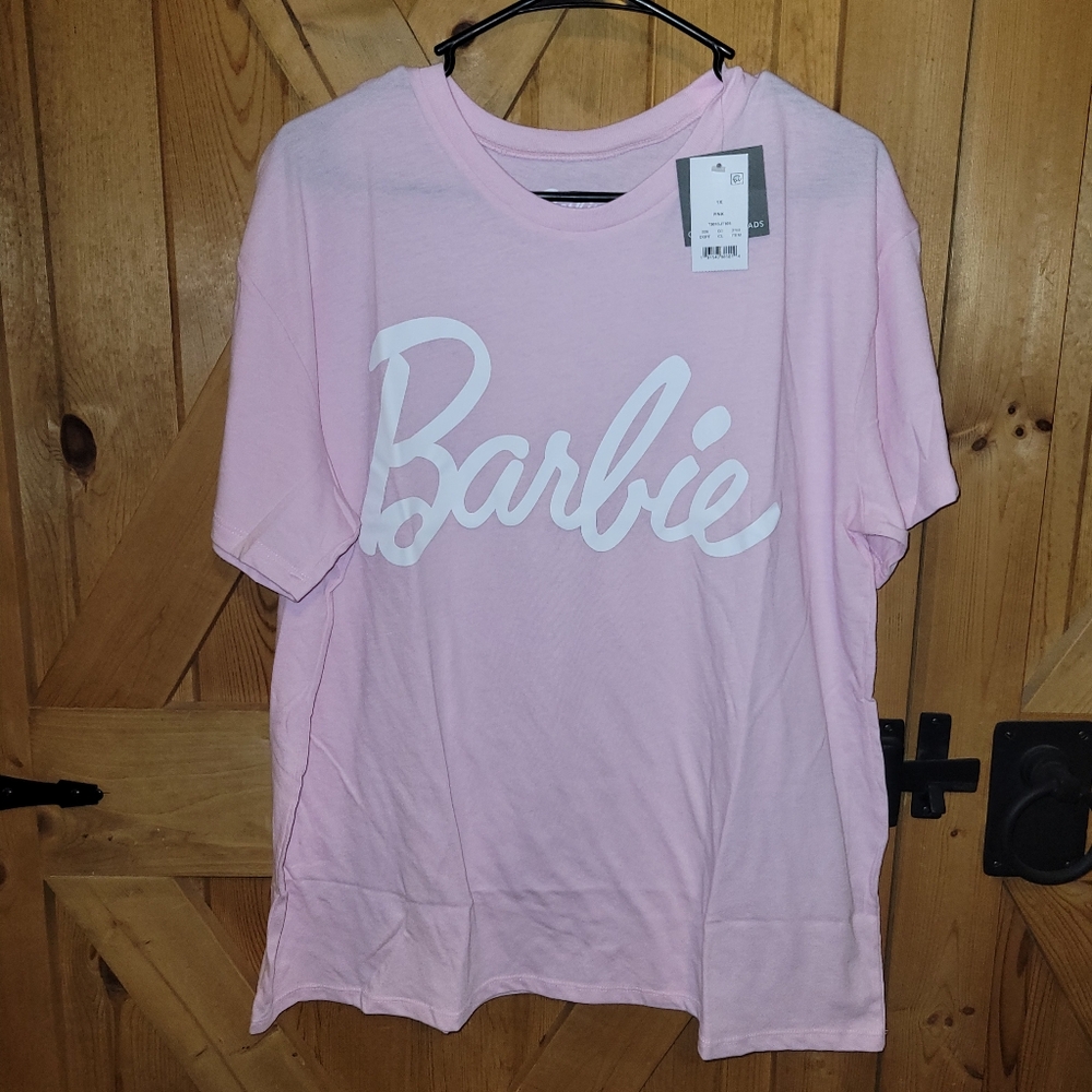 Barbie Pink Logo Tee Womens Size 1x Nwt